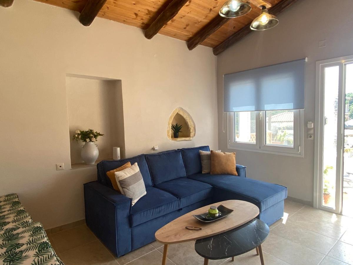 Kondomarion Casa Di Fragkiskos. Ένα Σπίτι Μέσα Στη Φύση.ヴィラ エクステリア 写真